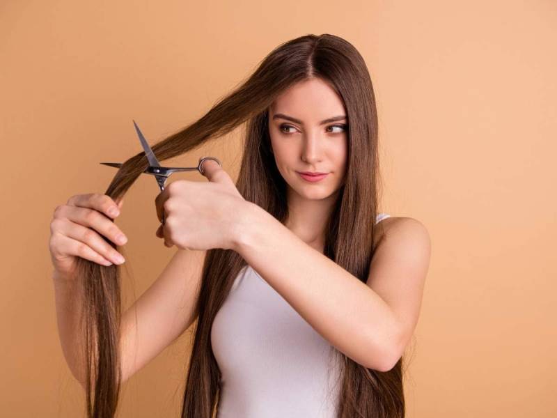 Nên kiêng cắt tóc, gội đầu trước khi đi thi để tránh xui xẻo