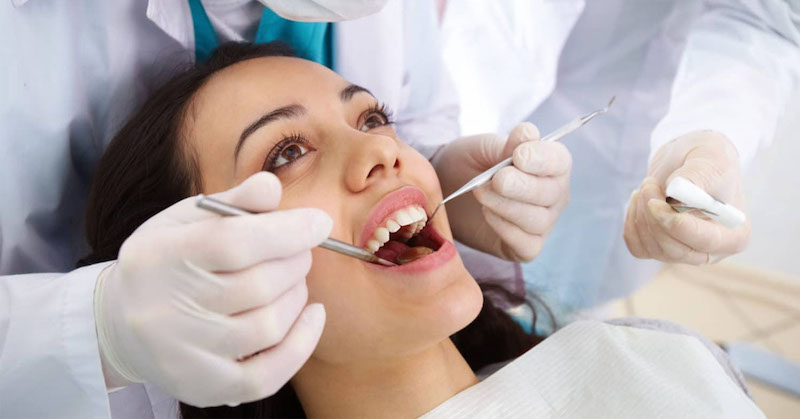 Trước khi mổ răng khôn cần đến bác sĩ để được tư vấn và kiểm tra