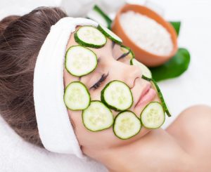 Đắp mặt nạ dưa leo hợp lý sẽ cải thiện tone da
