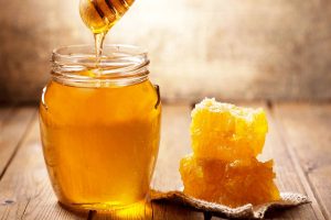 Cách làm mặt nạ dưỡng da từ mật ong
