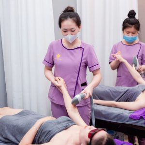 Trải nghiệm dịch vụ tắm trắng tại Little Spa & Clinic
