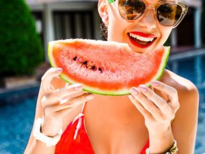 Ăn dưa hấu giúp thanh lọc, giải nhiệt rất tốt