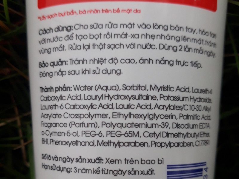 Một số thành phần có trong sữa rửa mặt có thể gây kích ứng da