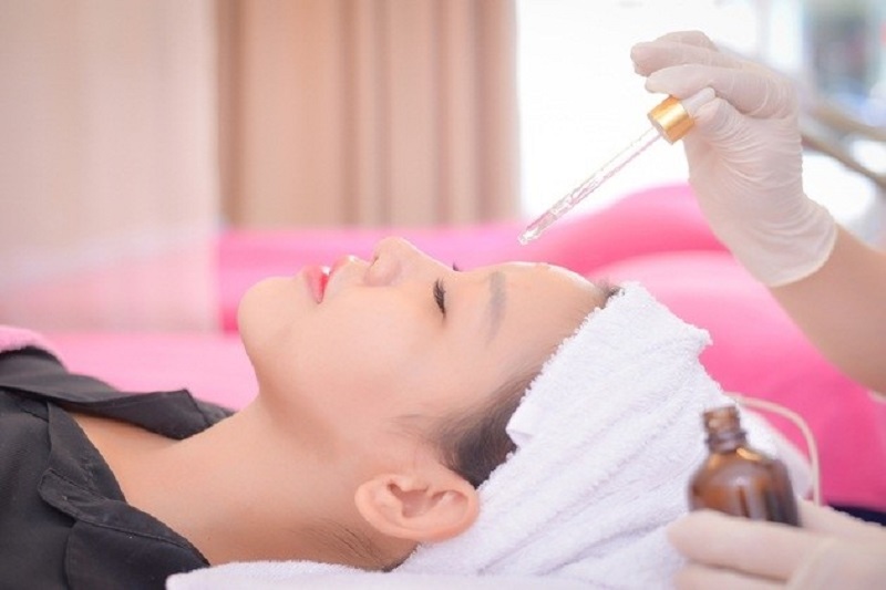 Thanh Thảo Spa hỗ trợ điều trị mụn an toàn, hiệu quả
