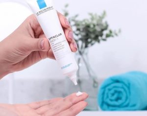 Laroche Posay Effaclar Duo+ là kem trị mụn cho tuổi dậy thì được nhiều bác sĩ và chuyên gia da liễu đánh giá cao
