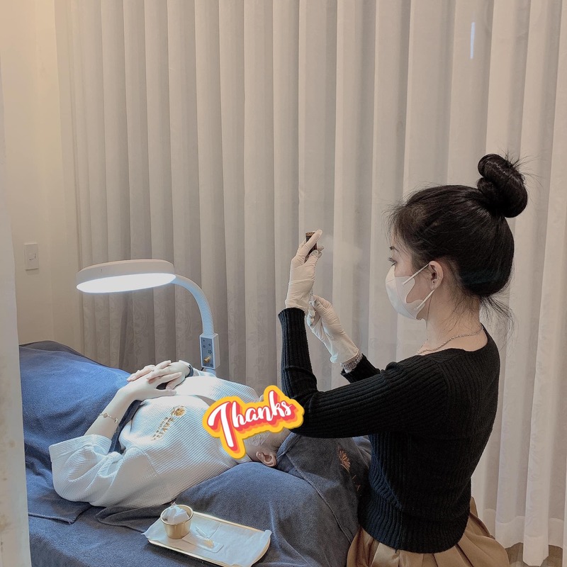 Lavita Beauty and Spa chăm sóc khách hàng tỉ mỉ, cẩn thận