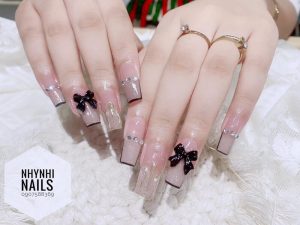 Nhy Nhy Nail mang đến mẫu nail đẹp lạ