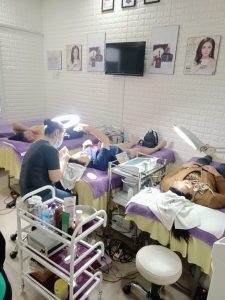 Spa Nữ Hoàng có quy trình điều trị mụn chuẩn Y Khoa