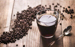 Tìm hiểu uống cà phê có nổi mụn không