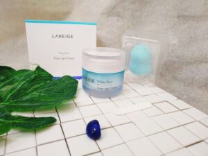 Kem dưỡng trắng Laneige được nhiều chị em tin tưởng lựa chọn