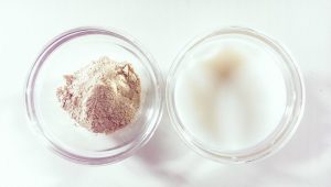 Kết hợp sữa tươi và cám gạo tắm trắng da