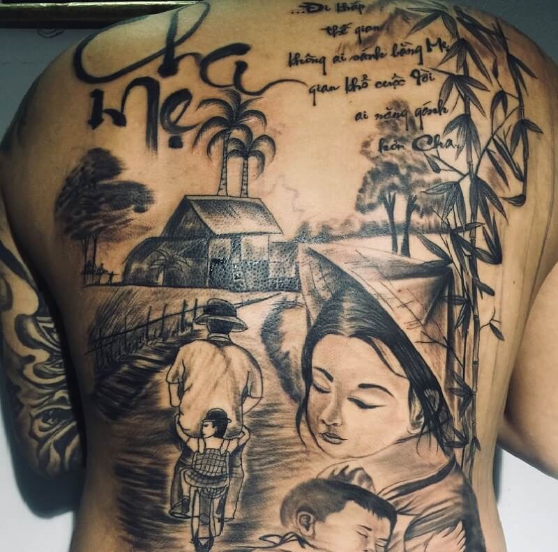 Hình xăm thư pháp về gia đình xăm kín lưng