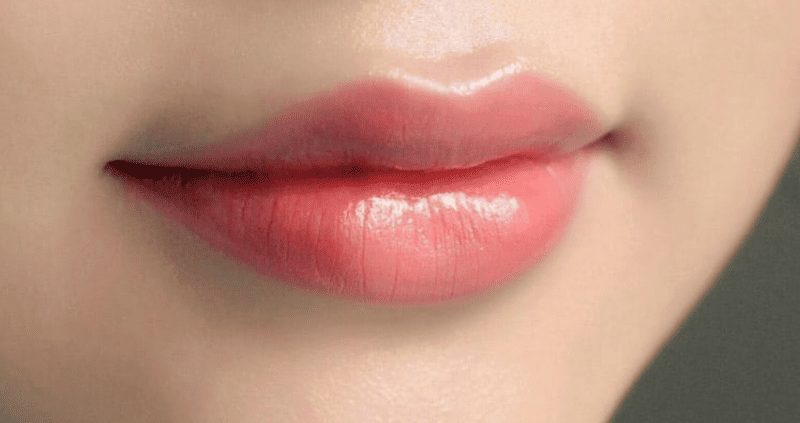 Xăm môi vĩnh viễn là lựa chọn khi bạn muốn đầu tư lâu dài vào vẻ ngoài.