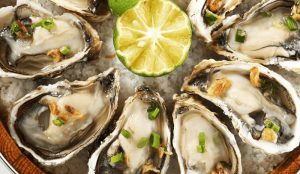 Bị vết thương có ăn hàu được không sẽ được giải đáp trong bài viết dưới đây