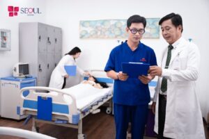 Bác sĩ sẽ lập phác đồ điều trị tùy theo tình trạng sẹo của mỗi khách hàng