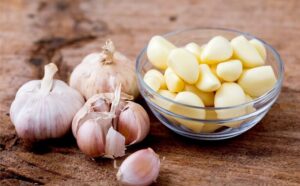 Cách phương pháp trị sẹo lồi bằng tỏi được sử dụng phổ biến trên thị trường hiện nay