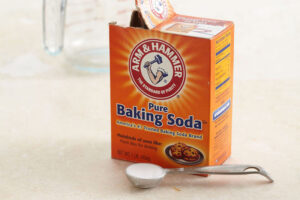 Baking soda là nguyên liệu thường thấy trong các loại bánh kẹo