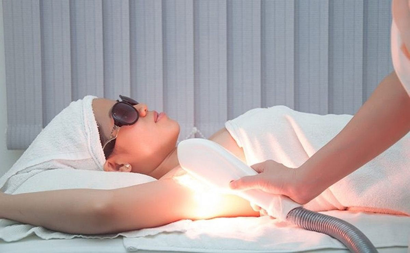 mua máy triệt lông hay đi spa phù hợp cho những người bận rộn