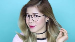 Phẫu thuật nâng mũi bao lâu thì được đeo kính bình thường