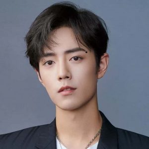 Nốt ruồi ở đuôi lông mày nam được xem như bùa may mắn