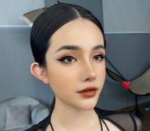 Nâng mũi cao tây có thực sự đẹp hay không?