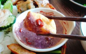 Vết thương hở ăn mắm tôm được không và cần lưu ý những gì khi ăn?