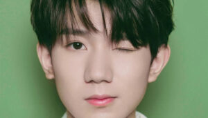 Nháy mắt trái vào lúc 3h – 5h là một điều vô cùng tốt và may mắn