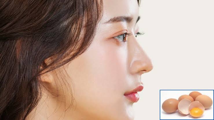 Protein trong trứng thúc đẩy tăng sinh tế bào mạnh, dễ khiến collagen tăng sinh quá mức làm vết thương gồ ghề và dễ để lại sẹo.