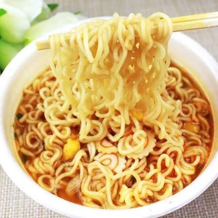 Nâng mũi ăn mì gói được không? Các thực phẩm nên dùng