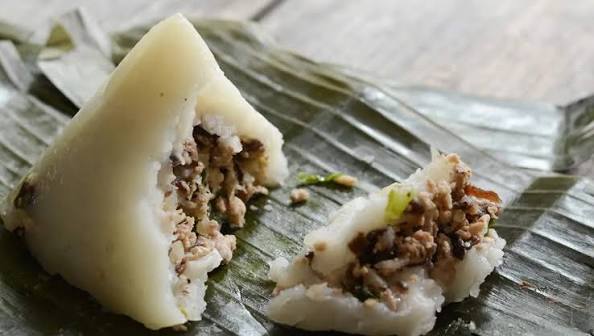 Bánh giò vỏ mềm từ bột gạo dễ nuốt, hạn chế vận động hàm sau khi nâng mũi.
