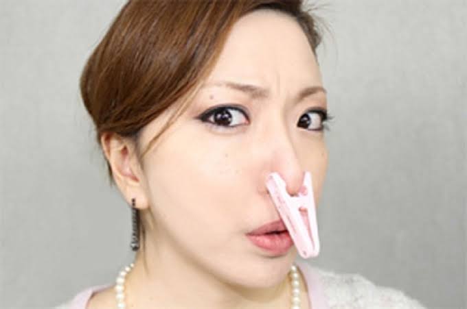 Dụng cụ kẹp nâng mũi không mang lại hiệu quả vĩnh viễn vì cấu trúc mũi do xương và sụn quyết định.
